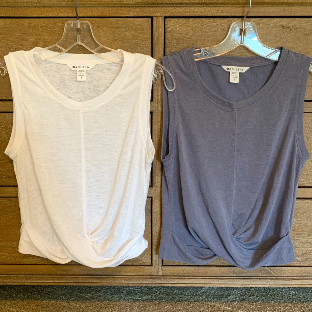 Never worn lot of 2 Athleta Breezy Twist Tanks Small